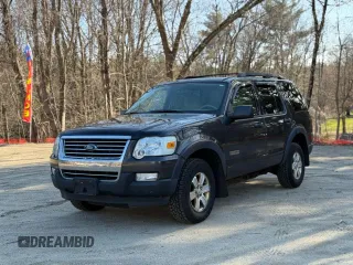 2007 Ford Explorer XLT with VIN 1FMEU73E27UA72214, listed as a Copart auction lot 53916955 with 221,707 mi miles and Clean Title. Bid and sale history available at carsss.com. Image 2.
