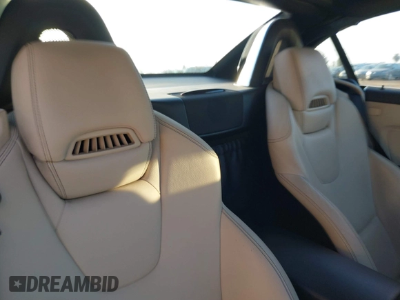 2015 Mercedes-Benz SLK-Class SLK 250 with VIN WDDPK4HA8FF111565, listed as a IAAI auction lot 41091420 with 37,873 mi miles. Bid and sale history available at carsss.com. Image 8.