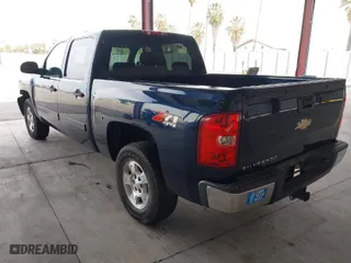 2008 Chevrolet Silverado 1500 LT w/1LT with VIN 3GCEK13M28G143589, listed as a IAAI auction lot 42040084 with 96,452 mi miles. Bid and sale history available at carsss.com. Image 3.
