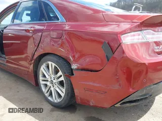 2014 Lincoln MKZ with VIN 3LN6L2G97ER806003, listed as a IAAI auction lot 42008103 with 93,511 mi miles and . Bid and sale history available at DreamBid. Image 17.