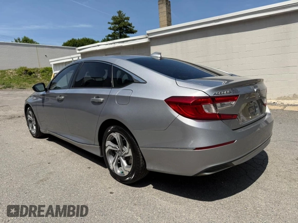 2019 Honda Accord EX z VIN 1HGCV1F46KA033016, wystawiony jako Copart lot #61506535 z przebiegiem 199 851 mil mil oraz Czysty tytuł • Clean title. Historia ofert i sprzedaży dostępna na DreamBid. Obrazek 3.