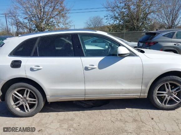 2014 Audi Q5 Premium Plus with VIN WA1LFAFP7EA036480, listed as a IAAI auction lot 41684333 with 185,914 mi miles. Bid and sale history available at carsss.com. Image 13.