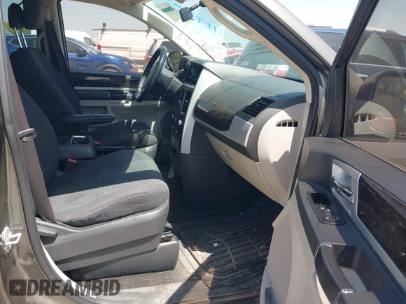 2010 Dodge Grand Caravan Crew with VIN 2D4RN6DX5AR350236, listed as a IAAI auction lot 41996674 with 199,810 mi miles and . Bid and sale history available at DreamBid. Image 5.
