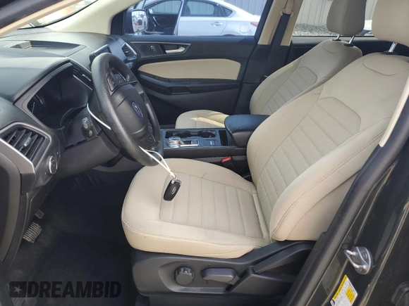 2022 Ford Edge SE z VIN 2FMPK4G99NBA27235, wystawiony jako Copart lot #56107895 z przebiegiem 37 232 mil mil oraz Szkoda całkowita • Salvage title. Historia ofert i sprzedaży dostępna na DreamBid. Obrazek 7.