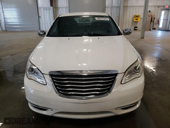 2013 Chrysler 200 Limited with VIN 1C3CCBCGXDN559321, listed as a Copart auction lot 56076125 with 193,861 mi miles and Clean Title. Bid and sale history available at DreamBid. Image 5.