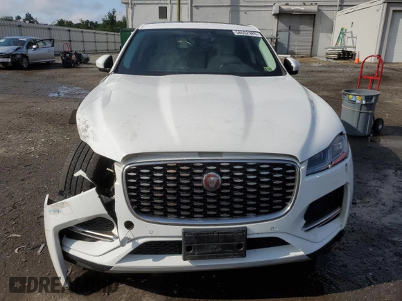 2022 Jaguar F-Pace with VIN SADCK2EX3NA698232, listed as a Copart auction lot 58552985 with 24,413 mi miles and Salvage title. Bid and sale history available at DreamBid. Image 5.