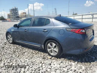 2014 Kia Optima Hybrid LX with VIN KNAGM4AD2E5070487, listed as a Copart auction lot 71986314 with 237,202 mi miles and Non Repairable. Bid and sale history available at carsss.com. Image 2.