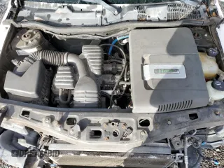 2007 Saturn VUE I4 Hybrid z VIN 5GZCZ33Z57S841369, wystawiony jako Copart lot #79097554 z przebiegiem 115 309 mil mil oraz Szkoda całkowita • Salvage title. Historia ofert i sprzedaży dostępna na DreamBid. Obrazek 12.