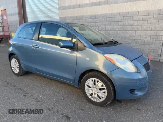 2007 Toyota Yaris z VIN JTDJT923475077619, wystawiony jako Copart lot #60518025 z przebiegiem 244 885 mil mil oraz Czysty tytuł • Clean title. Historia ofert i sprzedaży dostępna na DreamBid. Obrazek 1.