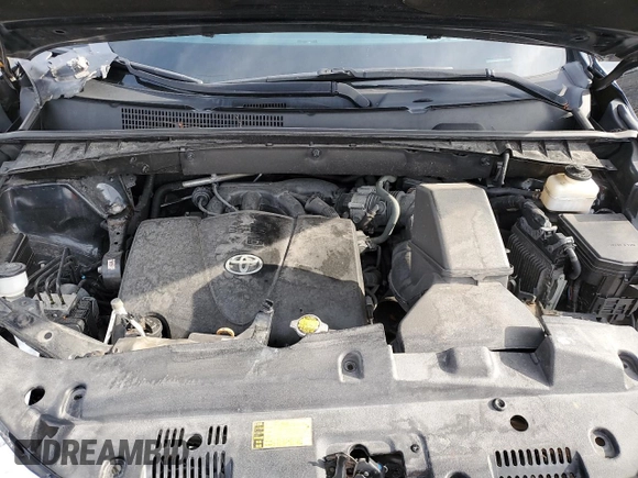 2017 Toyota Highlander LE with VIN 5TDBZRFH0HS396813, listed as a Copart auction lot 60111765 with 101,782 mi miles and Salvage title. Bid and sale history available at DreamBid. Image 12.