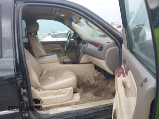 2011 Chevrolet Suburban LTZ с VIN 1GNSCKE02BR370652, выставлен на аукционе IAAI как лот 42473065 с пробегом 250 085 миль миль и . История ставок и продаж доступна на DreamBid. Изображение 5.