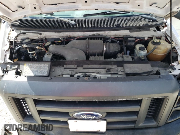 2008 Ford Econoline Passenger XL with VIN 1FBSS31L78DA02320, listed as a Copart auction lot 70076284 with Not Provided miles and Salvage Title. Bid and sale history available at DreamBid. Image 12.