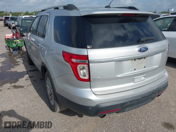 2012 Ford Explorer XLT with VIN 1FMHK7D82CGA25284, listed as a IAAI auction lot 42519994 with 307,467 mi miles and . Bid and sale history available at DreamBid. Image 3.