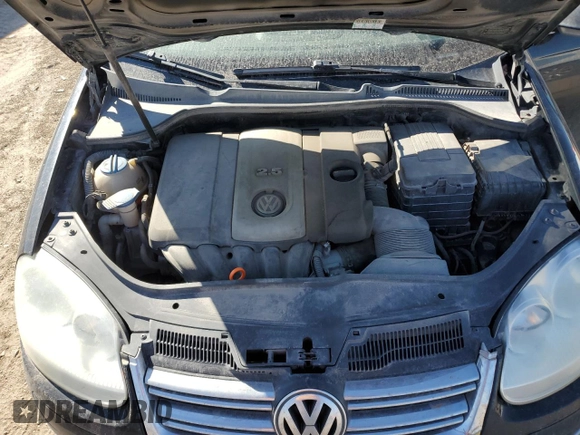 2008 Volkswagen Jetta Sedan SE with VIN 3VWRM71K98M155172, listed as a Copart auction lot 48514175 with 251,611 mi miles and Salvage Title. Bid and sale history available at carsss.com. Image 11.