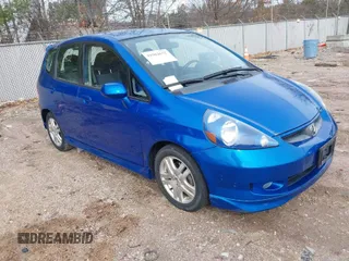 2007 Honda Fit Sport with VIN JHMGD38617S049394, listed as a IAAI auction lot 41962672 with 117,368 mi miles. Bid and sale history available at carsss.com. Image 1.