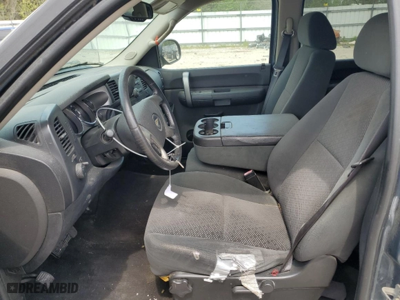 2007 Chevrolet Silverado 1500 LTZ with VIN 2GCEK13M571518737, listed as a Copart auction lot 53748405 with 180,758 mi miles and Clean Title. Bid and sale history available at carsss.com. Image 7.