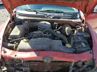 2000 Dodge Dakota Sport with VIN 1B7GL2AX1YS654082, listed as a Copart auction lot 48739565 with 199,845 mi miles and Salvage Title. Bid and sale history available at carsss.com. Image 11.