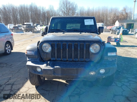 2021 Jeep Wrangler Unlimited Sport Altitude with VIN 1C4HJXDG8MW814044, listed as a IAAI auction lot 41437281 with 54,293 mi miles and . Bid and sale history available at DreamBid. Image 12.