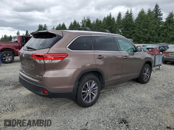 2017 Toyota Highlander XLE with VIN 5TDJZRFHXHS359117, listed as a Copart auction lot 62672815 with 100,515 mi miles and Clean title. Bid and sale history available at DreamBid. Image 3.