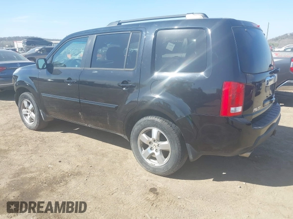 2011 Honda Pilot EX-L with VIN 5FNYF4H55BB039843, listed as a IAAI auction lot 41791186 with 126,737 mi miles. Bid and sale history available at carsss.com. Image 3.