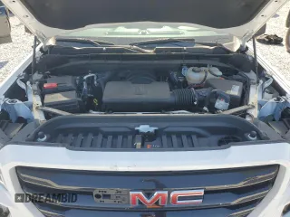2021 GMC Sierra 1500 Elevation with VIN 3GTU9CED2MG481021, listed as a Copart auction lot 43946165 with 39,820 mi miles and Salvage Title. Bid and sale history available at DreamBid. Image 12.