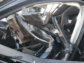 2017 Volkswagen Passat SE z VIN 1VWGT7A31HC029876, wystawiony jako Copart lot #81572514 z przebiegiem Nie podano mil oraz Nie do naprawy • Non repairable. Historia ofert i sprzedaży dostępna na DreamBid. Obrazek 7.