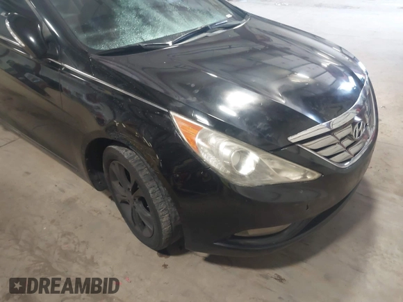 2011 Hyundai Sonata SE with VIN 5NPEC4AC9BH045845, listed as a IAAI auction lot 41581356 with 214,158 mi miles. Bid and sale history available at carsss.com. Image 6.