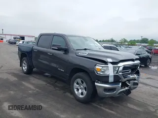 2019 Ram 1500 Big Horn z VIN 1C6RRFFG5KN816610, wystawiony jako IAAI lot #42278657 z przebiegiem 229 172 mil mil oraz . Historia ofert i sprzedaży dostępna na DreamBid. Obrazek 1.