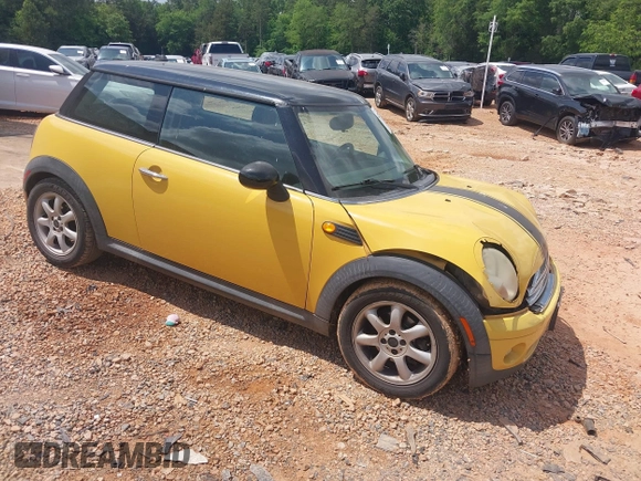 2007 MINI Hardtop with VIN WMWMF33557TT56622, listed as a IAAI auction lot 42227758 with 145,258 mi miles and . Bid and sale history available at DreamBid. Image 1.
