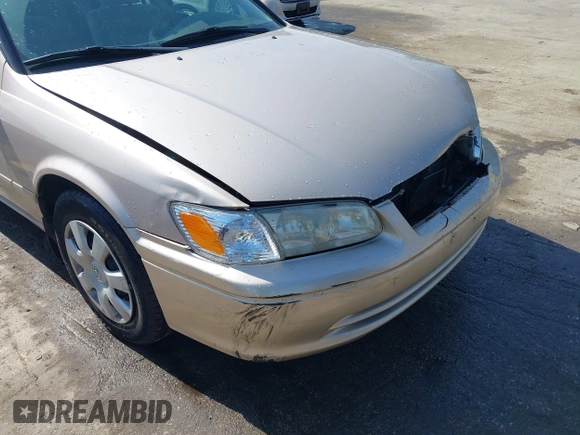 2001 Toyota Camry CE with VIN 4T1BG22K11U114688, listed as a IAAI auction lot 42065715 with 150,181 mi miles. Bid and sale history available at carsss.com. Image 17.