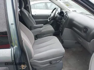 2006 Dodge Grand Caravan SE with VIN 1D4GP24R16B666105, listed as a IAAI auction lot 41977882 with 246,794 mi miles and . Bid and sale history available at DreamBid. Image 5.