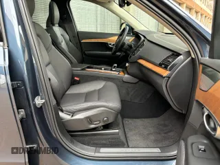 2024 Volvo XC90 Plus Bright Theme with VIN YV4062PE3R1155917, listed as a Copart auction lot 44853265 with 7,968 mi miles and Salvage Title. Bid and sale history available at carsss.com. Image 7.