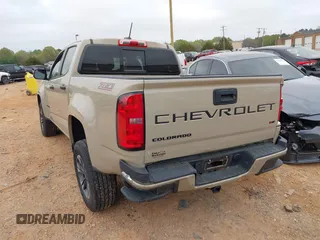 2022 Chevrolet Colorado 2WD Z71 with VIN 1GCGSDEN1N1149796, listed as a IAAI auction lot 41943438 with 82,064 mi miles and . Bid and sale history available at DreamBid. Image 3.