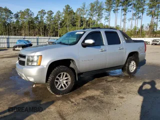 2010 Chevrolet Avalanche LT with VIN 3GNVKFE01AG207366, listed as a Copart auction lot 50500015 with 133,128 mi miles and Salvage title. Bid and sale history available at DreamBid. Image 1.