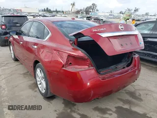 2014 Nissan Altima 2.5 S with VIN 1N4AL3AP6EN226181, listed as a IAAI auction lot 42114644 with 115,567 mi miles. Bid and sale history available at carsss.com. Image 3.
