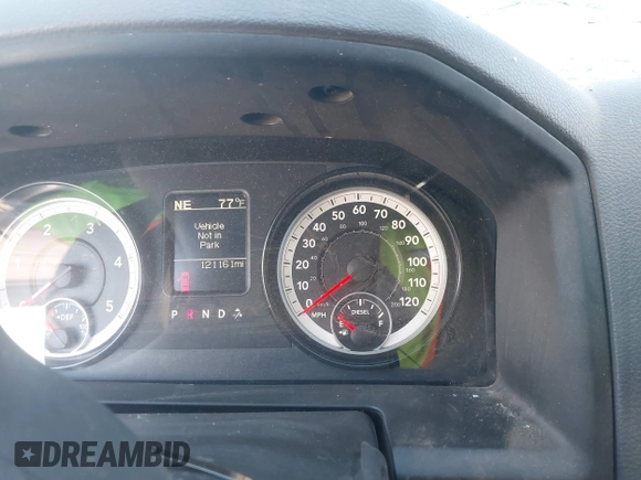 2015 Ram 2500 Tradesman with VIN 3C6UR5CL5FG674599, listed as a IAAI auction lot 41764442 with 121,161 mi miles. Bid and sale history available at carsss.com. Image 7.