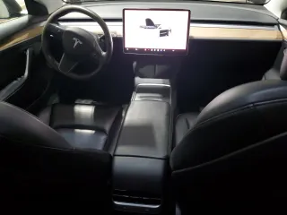 2023 Tesla Model 3 z VIN 5YJ3E1EA1PF452122, wystawiony jako Copart lot #63576995 z przebiegiem 104 907 mil mil oraz Czysty tytuł • Clean title. Historia ofert i sprzedaży dostępna na DreamBid. Obrazek 8.