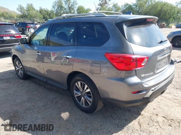 2019 Nissan Pathfinder S with VIN 5N1DR2MN0KC606551, listed as a IAAI auction lot 41883904 with 40,804 mi miles and . Bid and sale history available at DreamBid. Image 3.