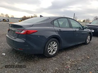2025 Toyota Camry LE with VIN 4T1DAACK6SU020178, listed as a Copart auction lot 52923745 with 6,042 mi miles and Salvage Title. Bid and sale history available at carsss.com. Image 3.