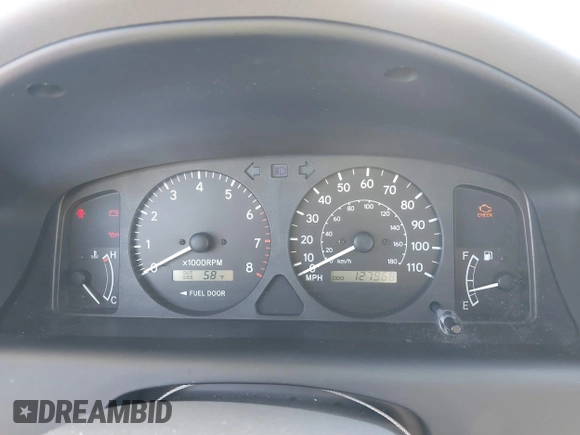2000 Chevrolet Prizm z VIN 1Y1SK548XYZ426149, wystawiony jako IAAI lot #41495791 z przebiegiem 127 968 mil mil oraz . Historia ofert i sprzedaży dostępna na DreamBid. Obrazek 7.