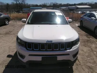 2018 Jeep Compass Latitude with VIN 3C4NJCBB3JT227044, listed as a IAAI auction lot 41853868 with 75,356 mi miles. Bid and sale history available at carsss.com. Image 12.