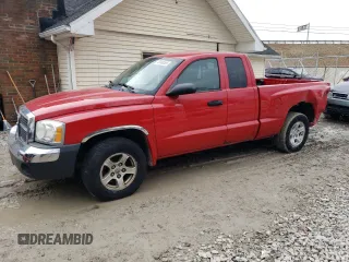 2005 Dodge Dakota SLT with VIN 1D7HE42N25S157969, listed as a Copart auction lot 47448495 with 133,922 mi miles and Salvage title. Bid and sale history available at DreamBid. Image 1.