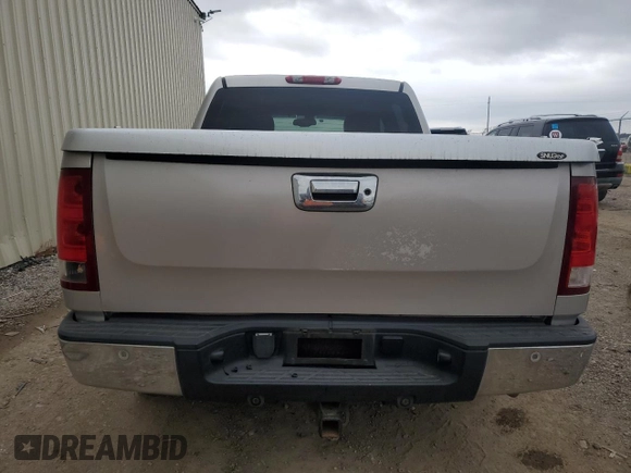 2007 GMC Sierra 1500 SLE1 z VIN 2GTEC13J171505244, wystawiony jako Copart lot #41409685 z przebiegiem 173 698 mil mil oraz Szkoda całkowita • Salvage title. Historia ofert i sprzedaży dostępna na DreamBid. Obrazek 6.