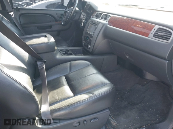 2013 GMC Sierra 1500 SLT with VIN 3GTP2WE79DG377543, listed as a IAAI auction lot 41407899 with 101,827 mi miles and . Bid and sale history available at DreamBid. Image 5.