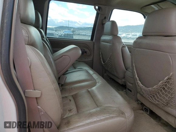 1999 Chevrolet Silverado 3500 z VIN 1GCHC33J2XF087634, wystawiony jako Copart lot #58106714 z przebiegiem 205 431 mil mil oraz Czysty tytuł • Clean title. Historia ofert i sprzedaży dostępna na DreamBid. Obrazek 10.