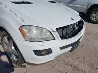 2008 Mercedes-Benz M 350 with VIN 4JGBB86E88A323377, listed as a IAAI auction lot 42212091 with Not Provided miles and . Bid and sale history available at DreamBid. Image 14.