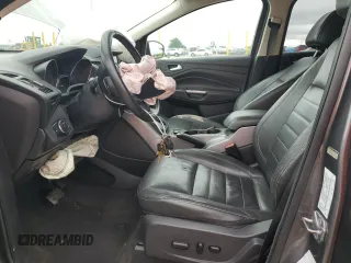 2013 Ford Escape SE с VIN 1FMCU9GX4DUA96010, выставлен на аукционе Copart как лот 57591945 с пробегом 162 760 миль миль и Списание • Salvage title. История ставок и продаж доступна на DreamBid. Изображение 7.