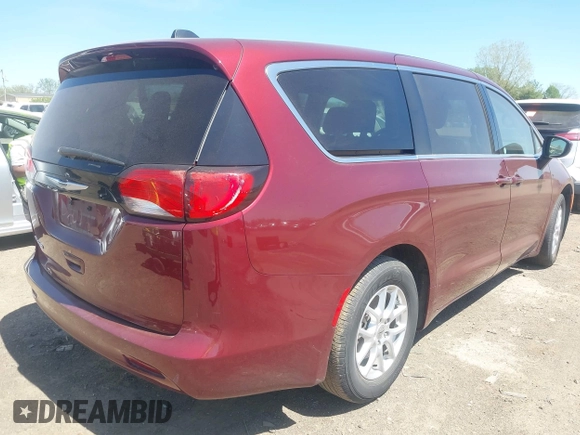 2023 Chrysler Voyager LX z VIN 2C4RC1CG5PR551876, wystawiony jako IAAI lot #42133170 z przebiegiem 39 697 mil mil oraz . Historia ofert i sprzedaży dostępna na DreamBid. Obrazek 4.