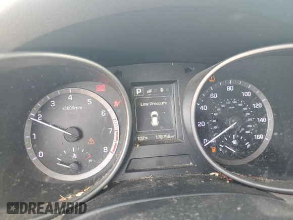 2018 Hyundai Santa Fe 2.4L with VIN 5NMZT3LB3JH094700, listed as a Copart auction lot 57342945 with 178,756 mi miles and Clean title. Bid and sale history available at DreamBid. Image 9.