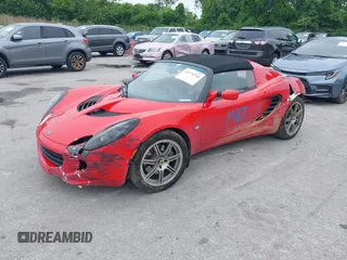 2005 Lotus Elise z VIN SCCPC11155HL31960, wystawiony jako IAAI lot #42274316 z przebiegiem 97 679 mil mil oraz . Historia ofert i sprzedaży dostępna na DreamBid. Obrazek 2.